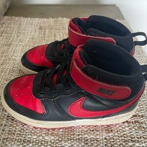 Nike Kids Black and Red Sneakers